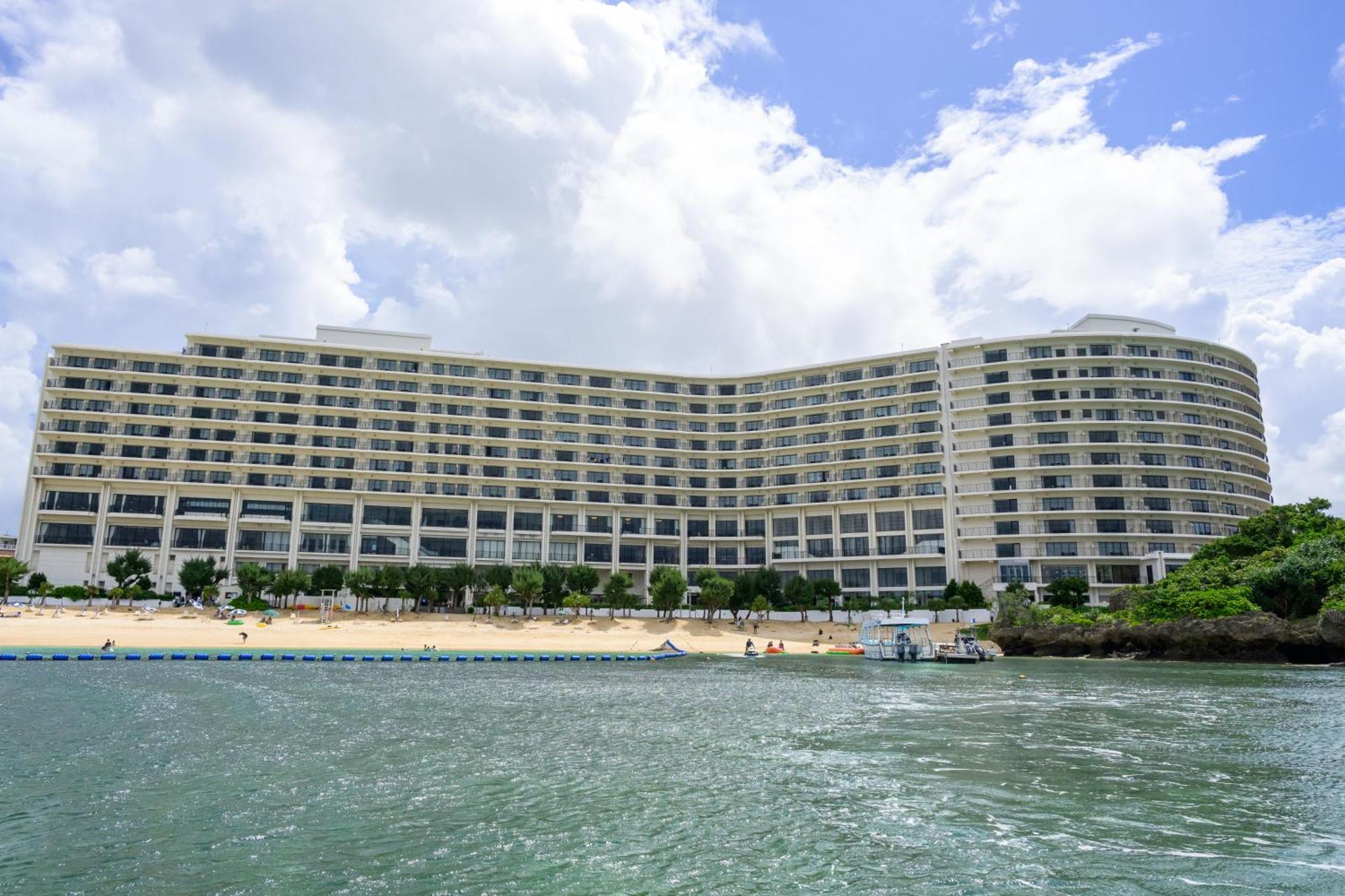 Hotel Monterey Okinawa Spa & Resort Onna Eksteriør billede Hilton Okinawa